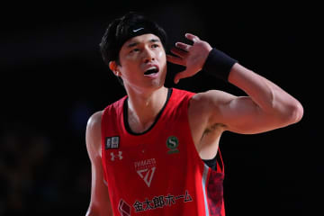 “最弱王”の汚名を返上したバスケ日本代表が、まさかの反響を告白...敵ファンの煽りに「全部決めてやりましたわ！」