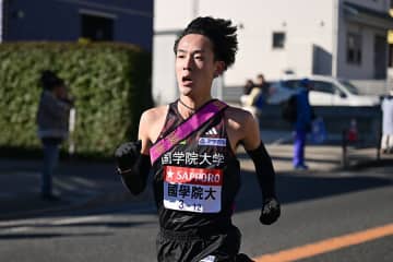 「日テレの人が話してるのかと…」箱根中継に現れたOB解説の話し方に称賛「上手すぎて感動」