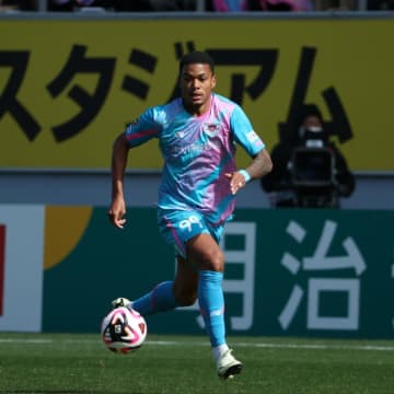 「私の娘もこの素晴らしい街で生まれました」ブラジル人FWが伝えた感謝の想い、鳥栖からFC東京へ完全移籍「ありがとうございました」