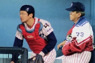 髙津臣吾氏「野球人としてここまで成長、成功できた」野村克也氏と古田敦也氏に感謝