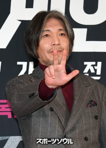 40年活動した韓国の伝説的歌手（63）、引退宣言へ…突如番組で発表、韓国の大衆音楽史に寄与