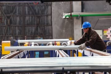 旧製鉄工場跡に11社集積　中国・重慶で産業団地の再生進む