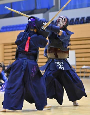 茨城新聞社旗争奪全国高校剣道　男子　土浦日大(茨城)V