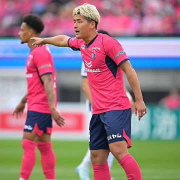 パリ五輪代表CBがRB大宮に完全移籍。J２優勝＆J１昇格を成し遂げるため「自分のすべてを出して戦います」