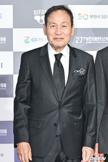 国民俳優アン・ソンギとは? 過去出演作の写真で振り返るその人生