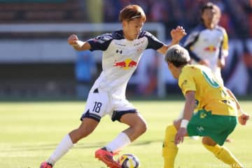 大宮の23歳MF津久井匠海、J1昇格の千葉に完全移籍で加入「最後は自分の気持ちを信じました」