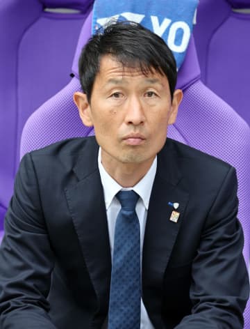 【アビスパ福岡】金明輝監督の解任を発表「コンプライアンスに抵触する行為が確認」　暫定的に塚原ヘッドコーチがチームを指揮