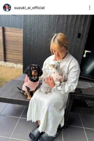 パッティングの名手・鈴木愛　子供たちと遊ぶおもちゃのゴルフでも妙技炸裂？