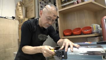 【密着】成田空港の修理人　相次ぐ手荷物トラブル！スーツケースの暗証番号が…タイヤがボロボロ　“すご技”に旅行者ら感嘆