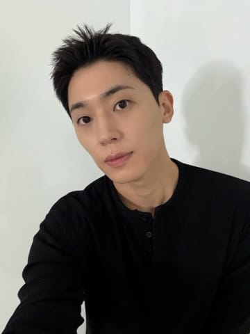 デビュー16年のK-POPアイドル、熱愛中を告白。お相手は美人ラッパー