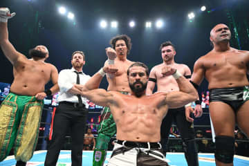 【新日本】ジェイク・リー、WAR DOGSを背信！ 衝撃のUE入り＆ヒロムKOでドーム騒然「地獄のバカンスから帰ってきた」