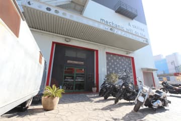 ハーレー乗りにお馴染みパインバレー横浜が販売スタッフを募集中