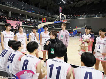 四日市メリノール学院中が初戦突破…稲垣HCが忙しさの中で高校生からの“お年玉”を実感