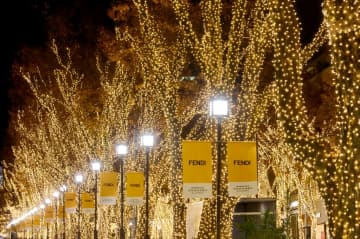 【FENDI】表参道フェンディ イルミネーション 2025　12月1日から開催