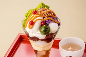 茶寮都路里の26年新春スイーツ、紫芋×抹茶パフェや京風雑煮の贅沢御膳