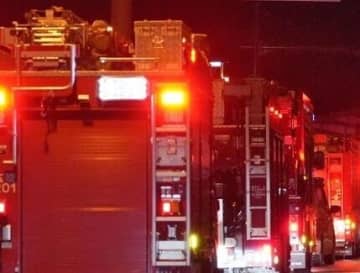 大阪で住宅火災、男女2人死亡　80代住人か