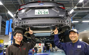 山田弘樹のスバル「クロストレック」ストロングハイブリッド徹底レポート 第3回：乗り味を変えたくて「STIフレキシブルドロースティフナー リア」を装着するため、三鷹に行ってきた！