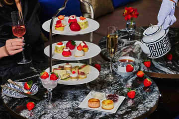 セント レジス ホテル 大阪、「セントレジス・ストロベリーアフタヌーンティー」を提供　2月末まで