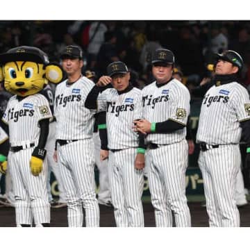 阪神・藤川監督に「裸の王様」の懸念 選手&スタッフを驚愕させた「コーチいびり」