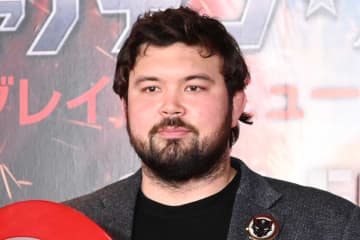 「プロレスのスタミナは違う」　デビュー戦勝利のウルフ・アロン、100万円席で観戦のにしたん社長に漏らした本音