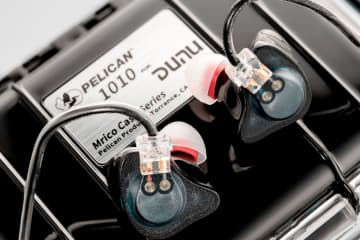 DUNU×FitEar初コラボイヤフォン「薫」。BA×6基と三重構造楕円形サウンドノズル