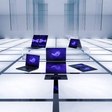 ASUS、二画面の“変態”ゲーミングノートPC「ROG Zephyrus DUO GX651」発売決定！