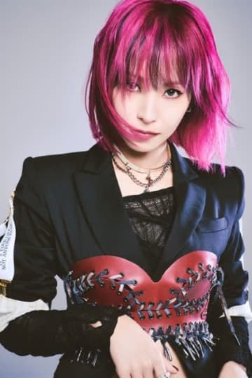 LiSA、15周年記念でアルバム発売&国内アリーナ・ツアー&アジア・ツアー等15企画のうち7つが解禁