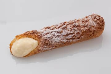 ビアードパパ限定スティック型シュークリーム、なめらかクリーム×ザクザク食感を片手で