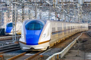 敦賀～盛岡が乗り換えなし！北陸×東北新幹線直通の往復団臨、5月に設定