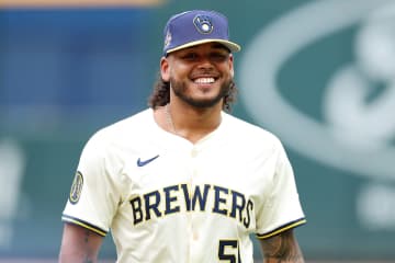 ドジャース、リーグ最多17勝右腕に関心「交渉が本格的に再開」ド軍メディア反応「最新のスター選手はブルワーズのエース」