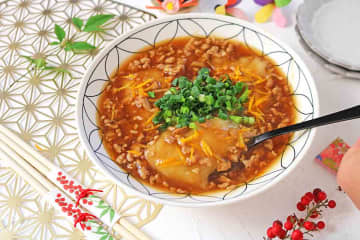 お正月のお餅消費に♪「とろ～りお餅の鶏そぼろあん」