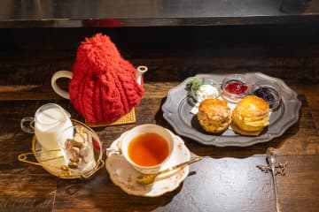 高円寺のティーカフェ『three』から広がるお茶の世界。穏やかな時が流れる屋根裏のような空間へ