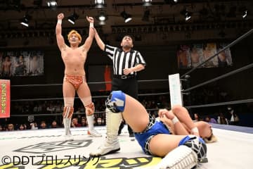 NOAH宮脇純太、DDTレギュラー参戦初戦で快勝！TAKESHITAはDDT流で勝利を挙げ、東京ドームでのWタイトル戦での必勝宣言
