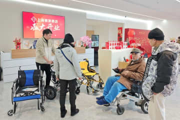 2025年中国のシルバー経済市場規模は134兆円