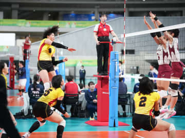 下北沢成徳が初戦敗退！ 静岡県富士見が前回準優勝校を下して3回戦へ　女子2日目（1/6）の全12試合結果【春高2026】