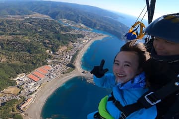 海の絶景を一望！南紀白浜で楽しむ「オーシャンスカイダイビング」誕生