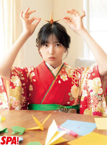 乃木坂46・五百城茉央の華やか晴れ着！　2.5次元モデル美女の妄想グラビアも