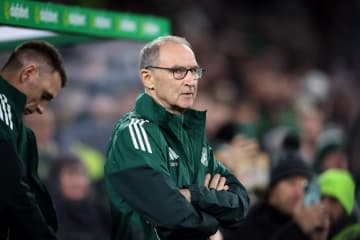 セルティックが今季“2度目”のオニール監督就任を発表！　逆転優勝へ、73歳老将に再建を託す