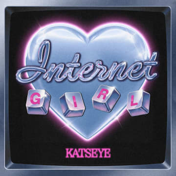 KATSEYE、2026年の幕開けを告げる新曲「Internet Girl」のヴィジュアライザー・ビデオを公開