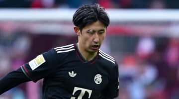 26歳日本代表スター、世界的強豪チームの2026年初ゴールを決める！日本人対決の親善試合で