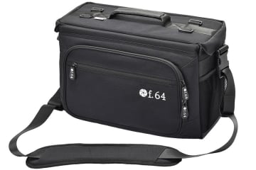 上下2段に仕切ることも可能！ レイアウト自在のスクエア型ショルダーバッグ「f.64 SCPMPRO」