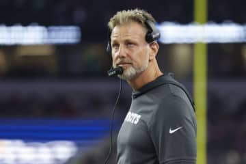 カウボーイズが1シーズンでエバーフラスDCを解任