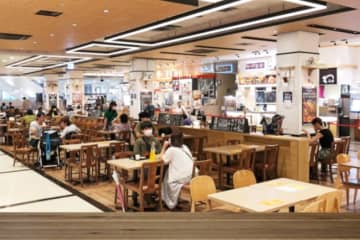 フードコートで迷惑になる『ダメ行動』6選　マナー違反をしている人がやりがちなこととは