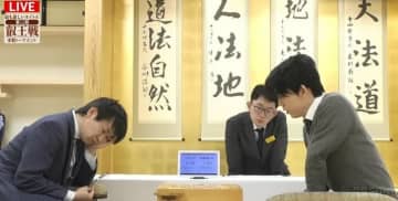 「本格的な戦いは午後から」藤井聡太竜王・名人、注目の“叡王奪還ロード” 山崎隆之九段と対局中／将棋・叡王戦本戦