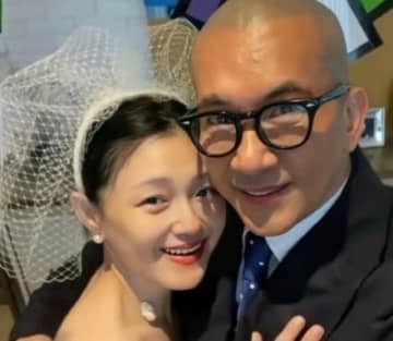 DJク・ジュンヨプ、新年も妻の墓参りをする姿が目撃される