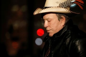 ミッキー・ローク　家賃滞納で立ち退き命じられるもクラファンでの救いの手を拒否