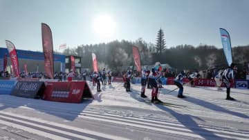 中国・吉林省長春市でクロスカントリースキーの国際大会