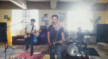CNBLUE、タイトル曲「Killer Joy」MV公開…爆発的なエネルギーを披露
