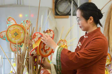 中国浙江省の竹細工職人、無形文化遺産を「国潮」にアレンジ