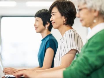 定年後も「今の会社」に残るべきか、転職すべきか？65歳の年金受給まで無収入にならないための賢い働き方